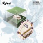 ITZY 12th Mini Album [Motto] (CAKE CLICKER KEYRING Ver.)